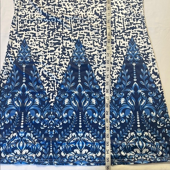 White and Blue Sleeveless Sheath Midi Dress - Picture 17 of 17